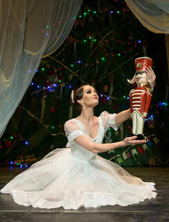 International Festival Ballet & Festival Orchestra - Nussknacker