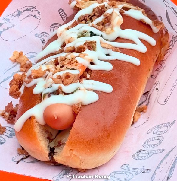 Hot Dog bei Naruto The Gallery