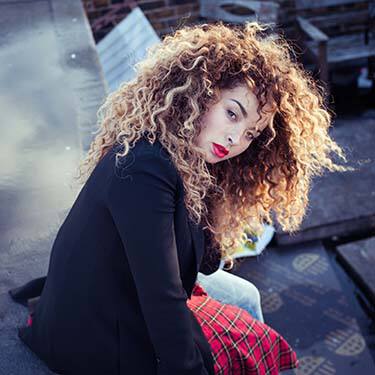Ella Eyre