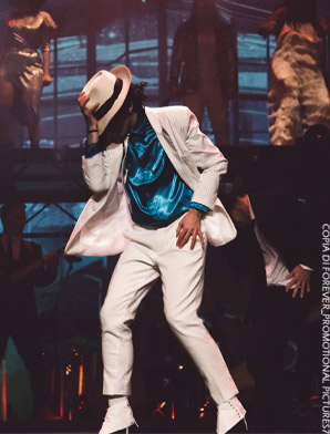 FOREVER - The Best Show About The King Of Pop