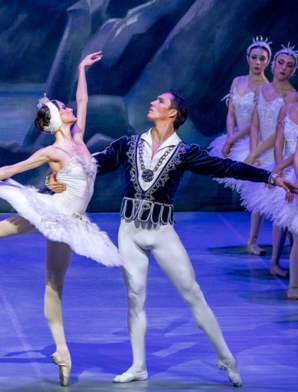 Royal Classical Ballet - Schwanensee